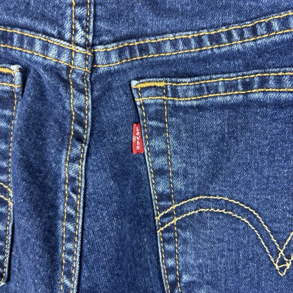Vintage Levi's 550 Jeans Women's 12m Bootcut Dark Wash Classic Relaxed Stretch